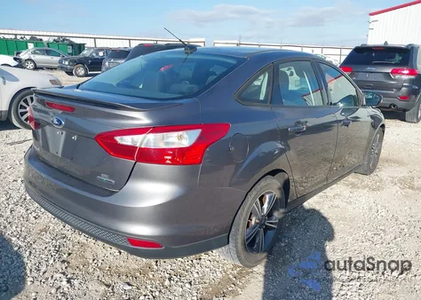 2014 Ford Focus Se z USA, uszkodzony, nr VIN 1FADP3F28EL368154